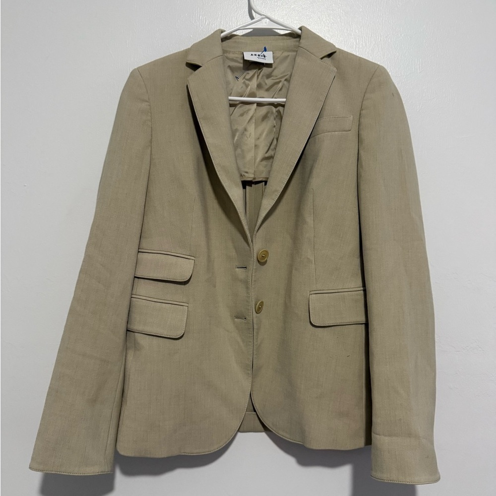 Akris Punto Blazer Beige Stretch Size US 8 Two-Button Jacket